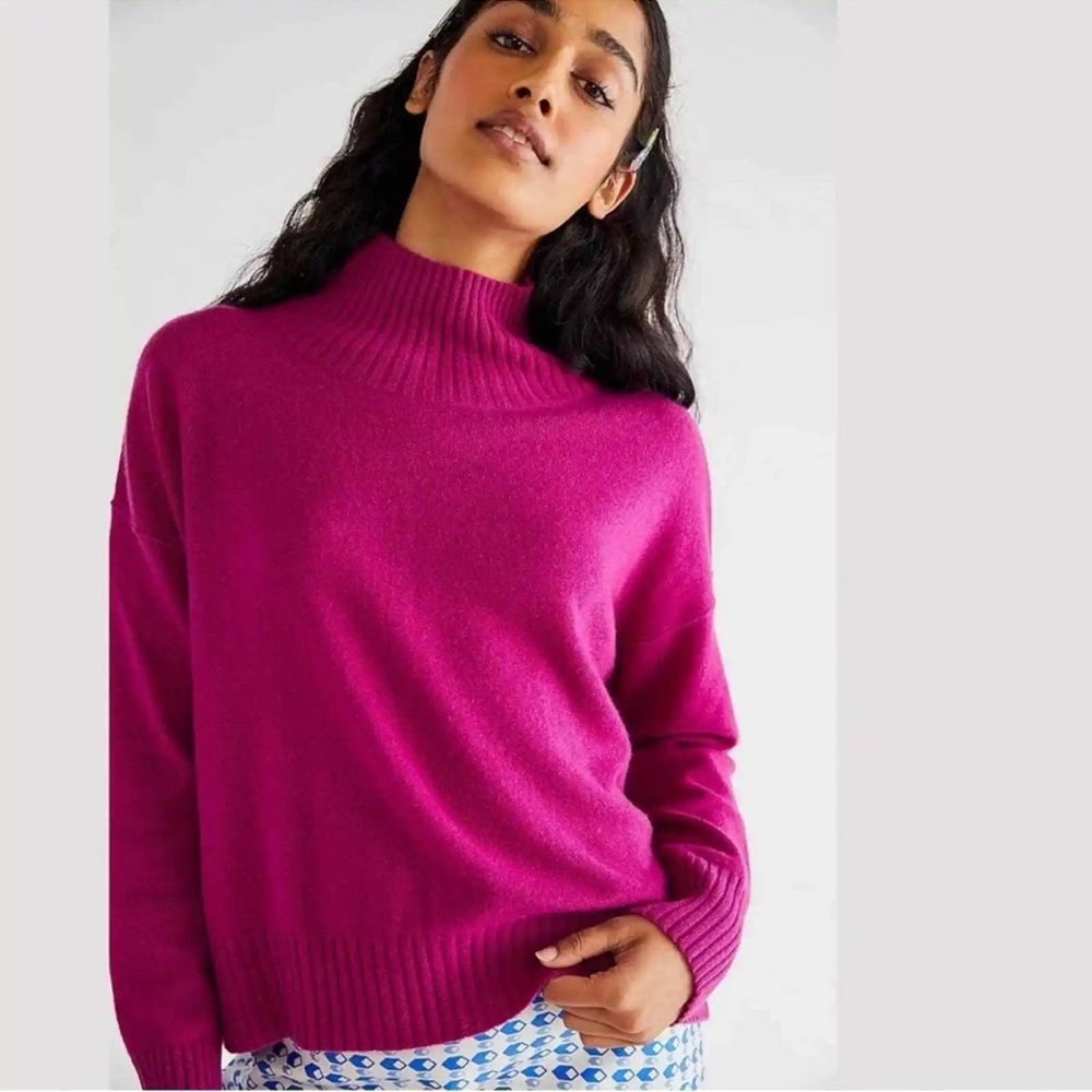 Free People Cashmere Sweater Turtleneck Sweater Fuchsia Size XS NWT